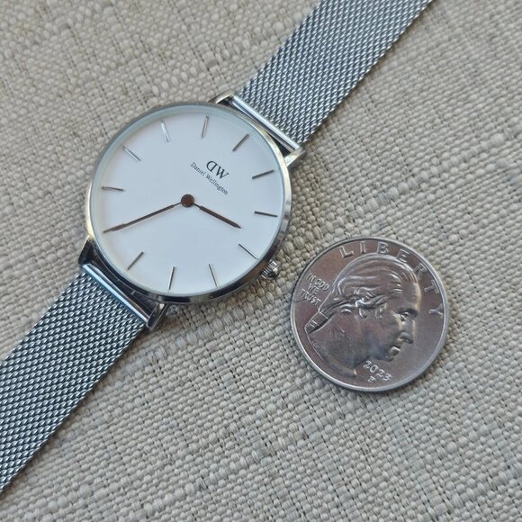 Daniel Wellington Wristwatch Silver Tone Mesh Metal Strap Analog Quartz Watch - Picture 11 of 12